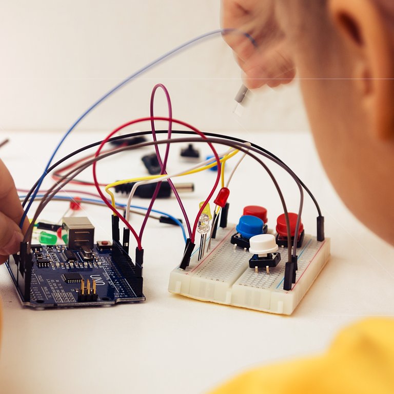 Photo of Free Tutoring and STEM Program