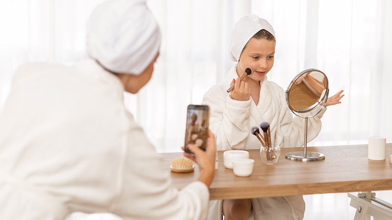 How Much is Too Much Sharing on Social Media? How Much is Too Much Sharing on Social Media?